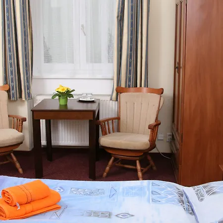 Hotel Aaron Praag