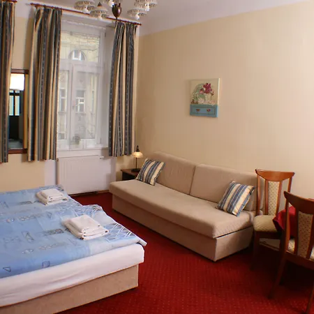 Hotel Aaron Praag