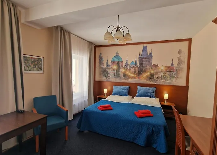 Aaron 3* Praag