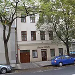 Aaron Hotel 3*